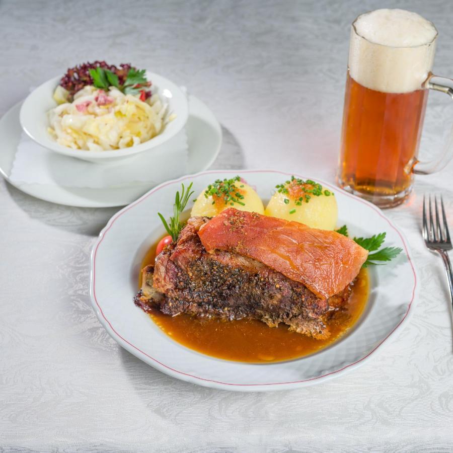 Spundloch- Das Hotel & Weinrestaurant Veitshöchheim Esterno foto